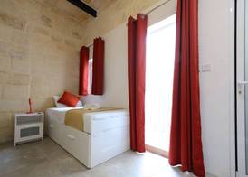 VBL Hostel – Adults only 5