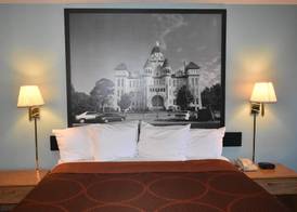 Super 8 by Wyndham Carthage 3