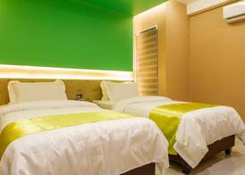 Vivien's Hotel 4