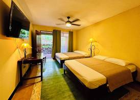 Lake Arenal Hotel, Brewery & Farm 4