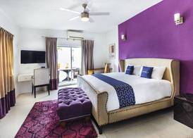 Cinco22 Hotel B&B 5
