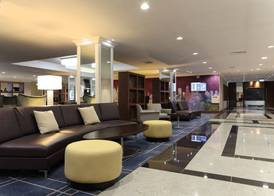 Renaissance London Heathrow Hotel 4