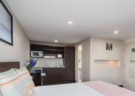 Leisure Inn Penny Royal Hotel & Apartments 4