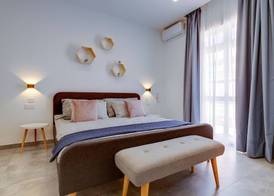 Perfect Location, Idyllic 2BR Apartment 3
