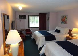 Eastern Inn & Suites 5