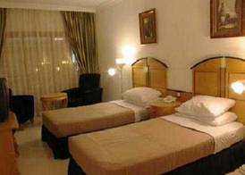 Dolphin hotel Apartments Dubai 5