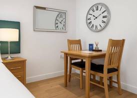 Edinburgh Aparthotel 5