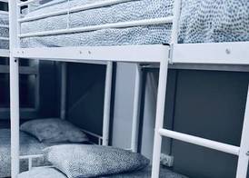 Hostel 165 4