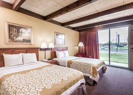 Days Inn by Wyndham Niles 5