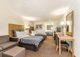Anaheim Desert Inn & Suites 2