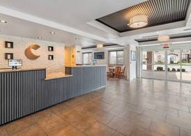 Comfort Inn & Suites Thousand Islands Harbour District 2
