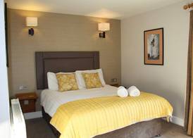Goswell House Hotel central Windsor 3