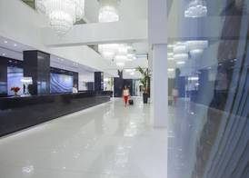 King Evelthon Beach Hotel & Resort 4