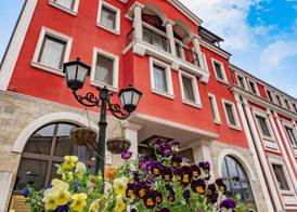 Real Hotel 3