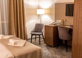 Hotel Crystal 4