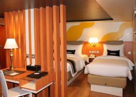 Doulos Phos The Ship Hotel 5
