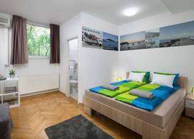 Hostel Bureau 3