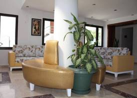 Bronze Hotel 2
