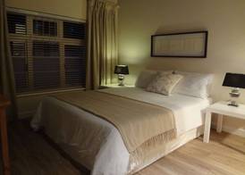 Walker Bay Manor 5