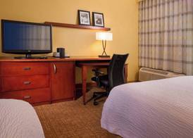 Courtyard by Marriott Richmond West 5