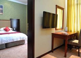 Royal Hotel 2