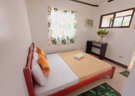 Amparo's Tourist Inn 4