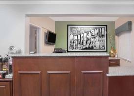Super 8 by Wyndham Barstow 2