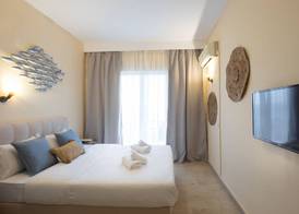 Aurora Beach Hotel 5