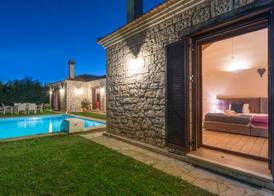 Astarte Villas 4
