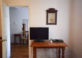 1 Bedroom Apartment With Incredible Location 4