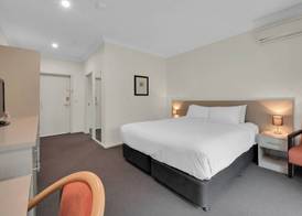 Hunter Gateway Motel 5