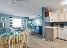 Marylander Condominiums, 90 steps from the beach 4