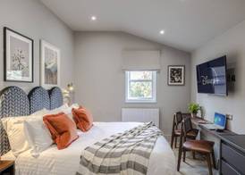 Your Apartment Tooting 3