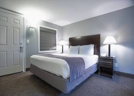 Mt. Madison Inn & Suites 5