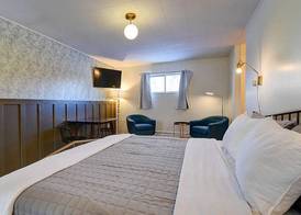 Old Tale Inn 2