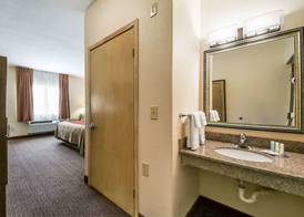 Quality Inn Kingsville Hwy 77 5