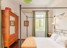 Stylish Art Deco Apartment Close To The Beach 2