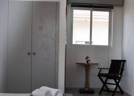 Lefteris Spacious APT Near Ialysos Beach 4
