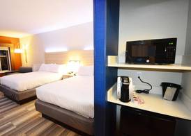 Holiday Inn Express & Suites TOLEDO SOUTH - PERRYSBURG by IHG 4