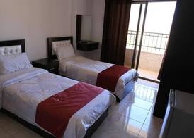 Weekend Hotel 2