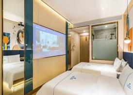 Dequan Luxury Jingguang Hotel, near Guomao CBD 4