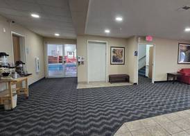 Quality Inn & Suites Eldridge Davenport North 3