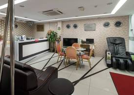 Lacomme Inn 5
