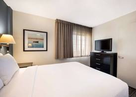 Sonesta Simply Suites Salt Lake City Airport 4