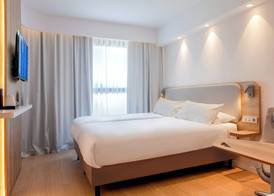 Holiday Inn Express & Suites Barcelona - Sabadell by IHG 4