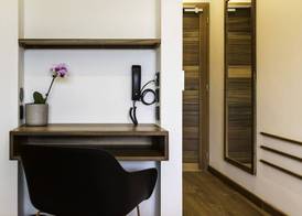 Latitude 21 3