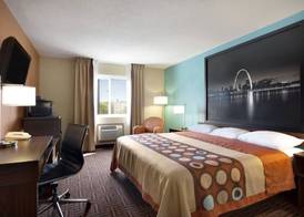 Super 8 by Wyndham Fairview Heights-St. Louis 3
