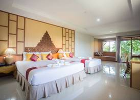 100 Islands Resort & Spa 5