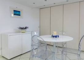 Rooftop luxury apartment 5