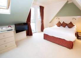 Orestone Manor 3